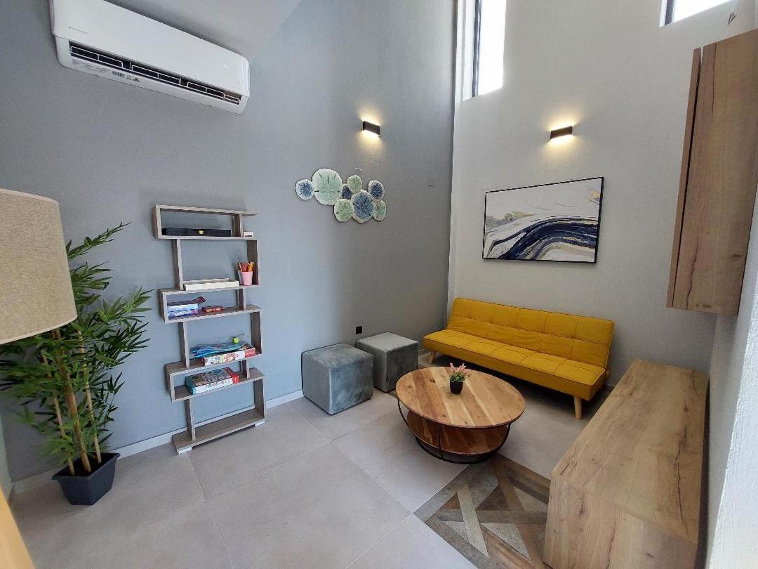 Vasileiadou Suites & Maisonettes Флогита Экстерьер фото